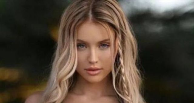 Bikini Girls (38 pics)