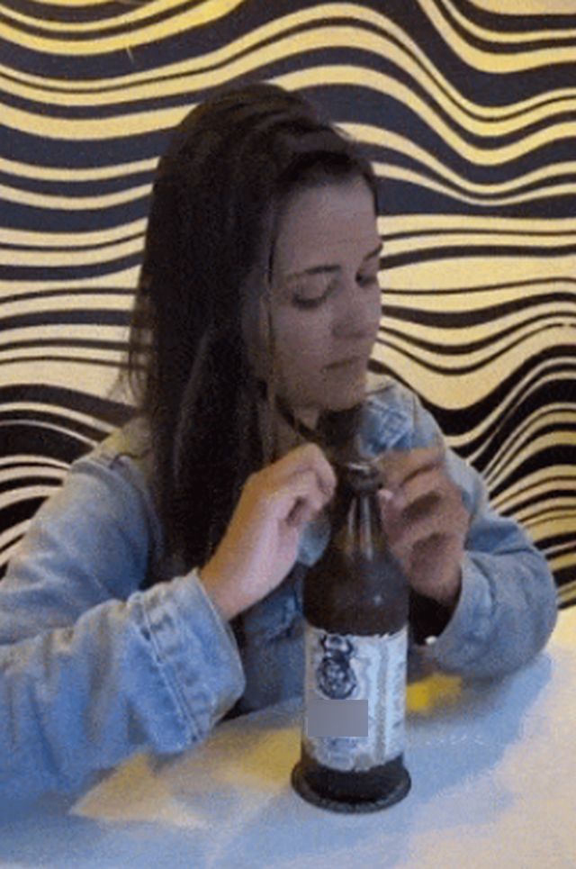 Acid GIFs, June 27 (25 gifs)