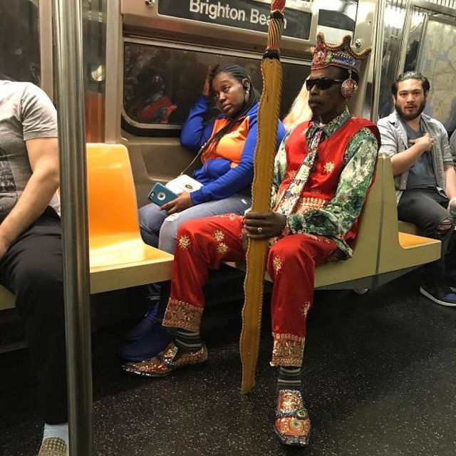 Strange People On Public Transport (20 pics)