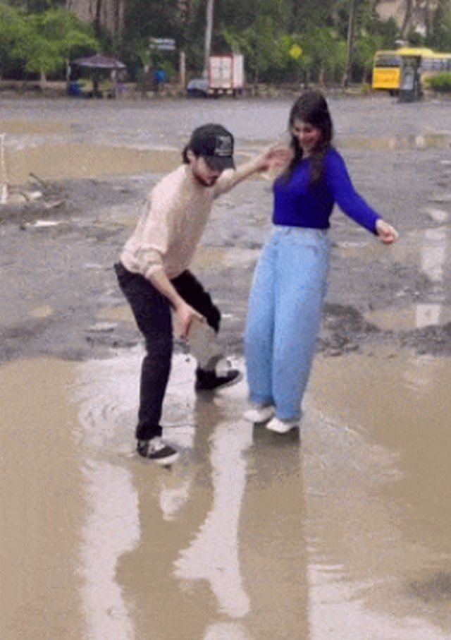 Acid GIFs, July 9 (25 gifs)