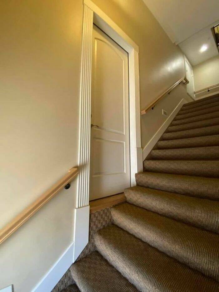 What Is Going On Here? (22 pics)
