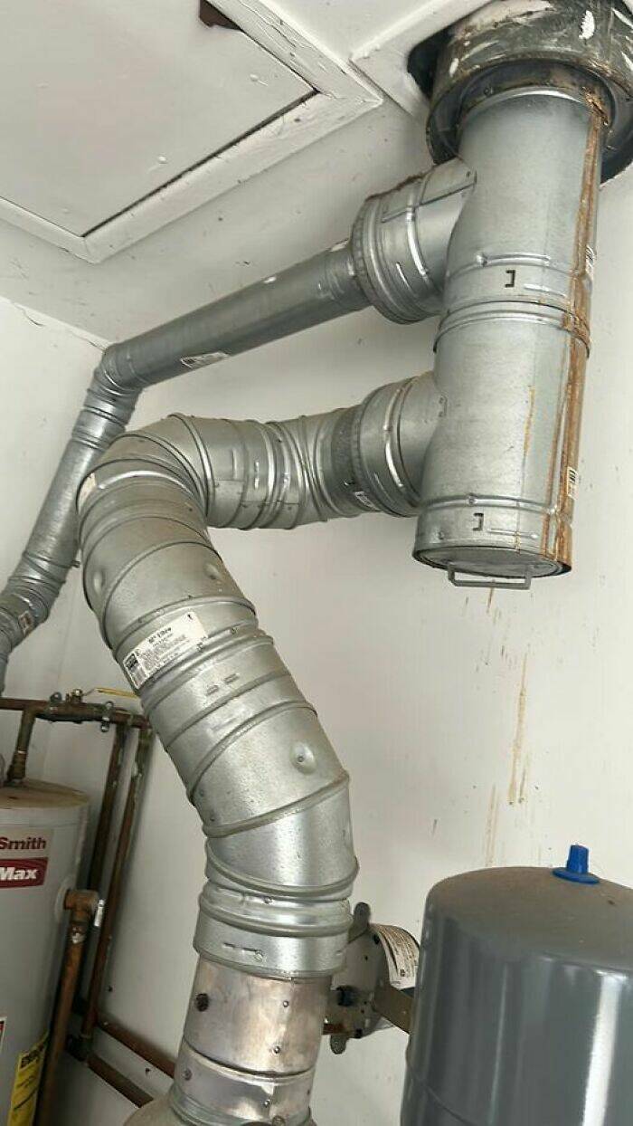 What Is Going On Here? (22 pics)