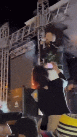 Acid GIFs, July 16 (25 gifs) Acid GIFs, July 16 (25 gifs)