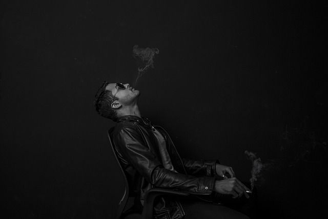 Clearing the Smoke: Understanding the Buzz Around Delta-8 and Delta-10 THC Clearing the Smoke: Understanding the Buzz Around Delta-8 and Delta-10 THC