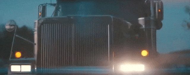 Epic Failures At Work (17 gifs)