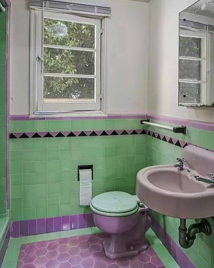 Vintage Bathrooms (18 pics)