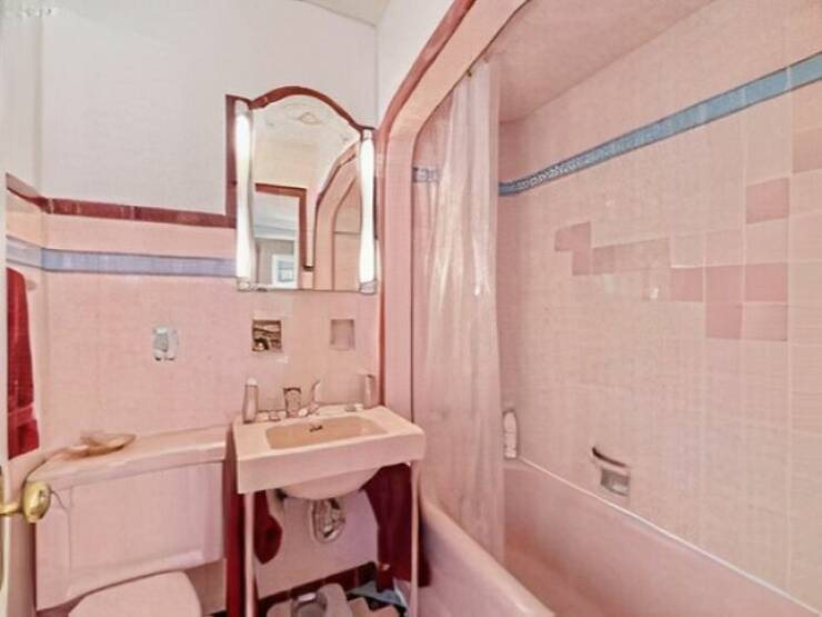 Vintage Bathrooms (18 pics)