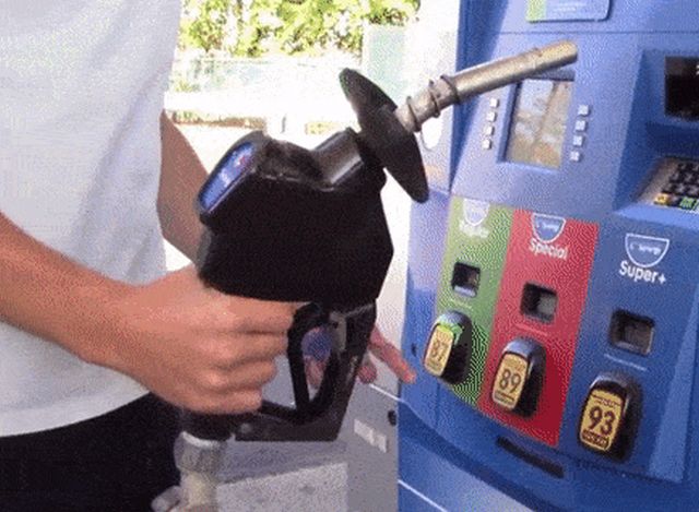 Useful Lifehacks (15 gifs)