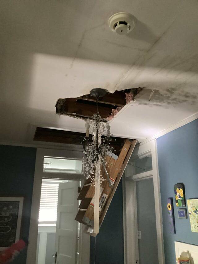 Bad Days Happen (14 pics)