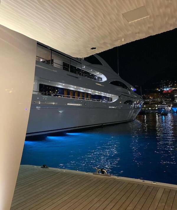 Unusual Things And Designs (13 pics)