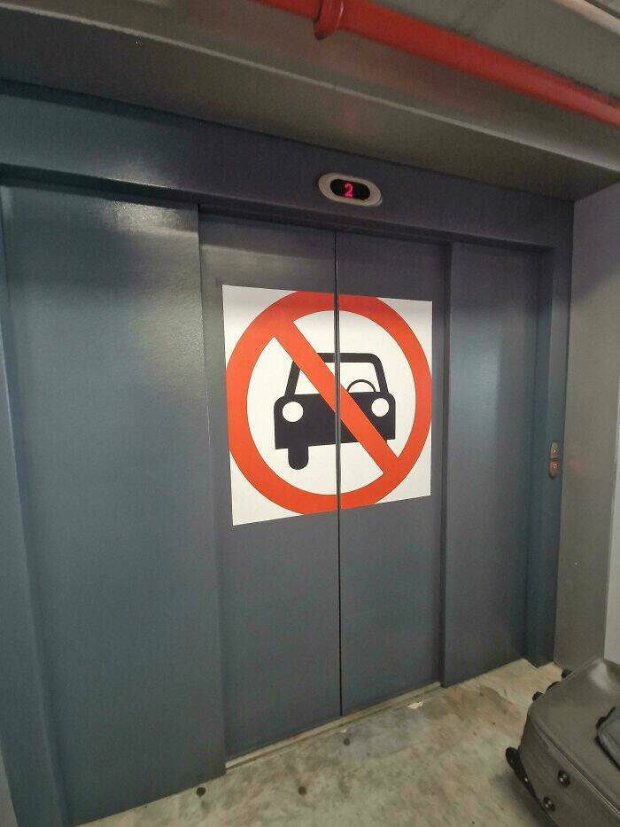 Funny Signs (17 pics)