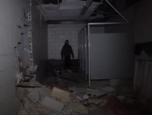 Creepy Photos (25 pics)