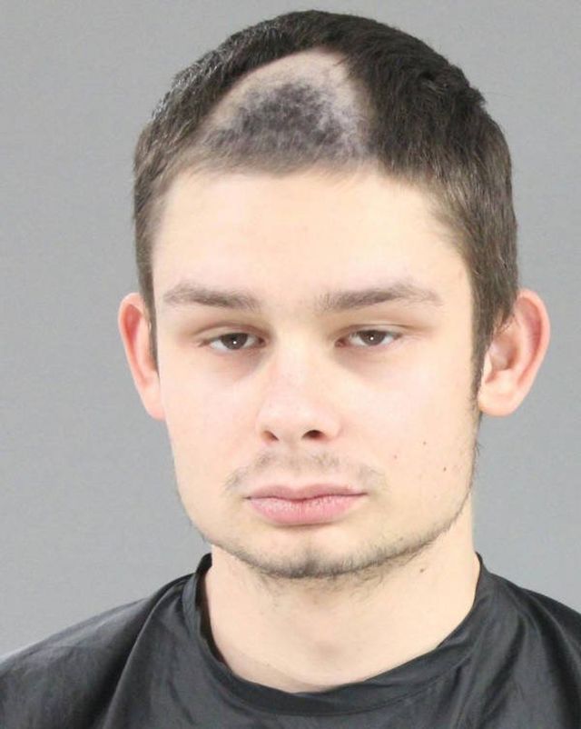 Awful Haircuts (28 pics)