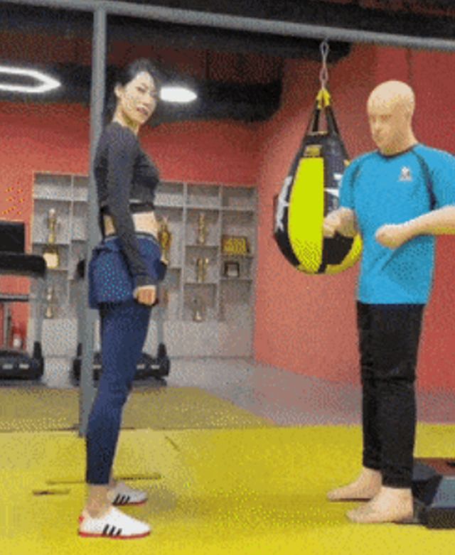 Acid GIFs, August 23 (25 gifs)