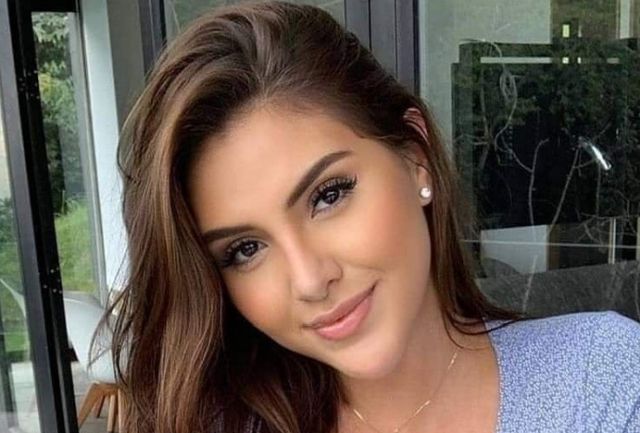 Girls In Jeans (20 pics)