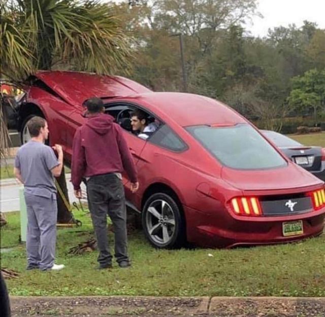 Bad Days Happen (21 pics)