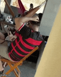Acid GIFs, October 2 (25 gifs) Acid GIFs, October 2 (25 gifs)