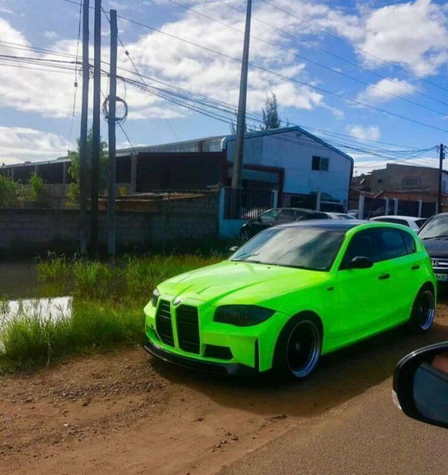 Weird Cars (23 pics)