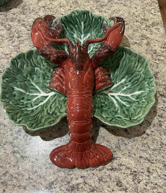 Weird Finds In Thrift Shops (18 pics)