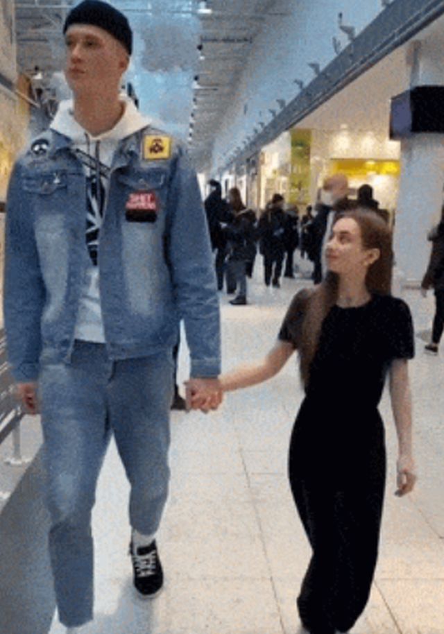 Acid GIFs, November 6 (25 gifs)
