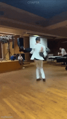 Acid GIFs, November 8 (25 gifs) Acid GIFs, November 8 (25 gifs)