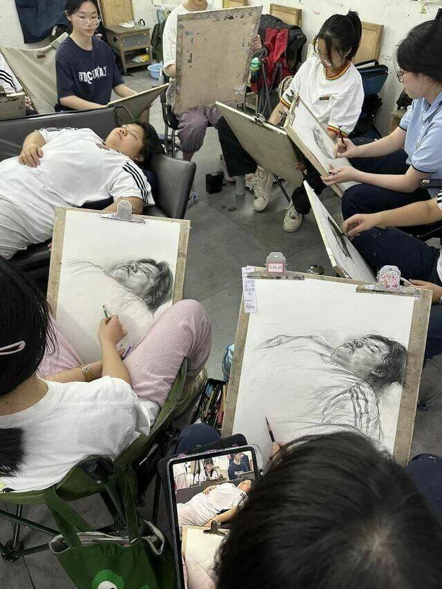 Daily Pictures. Part 2 (54 pics)