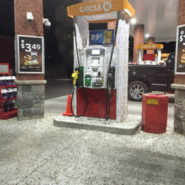 Bad Days Happen (18 pics)