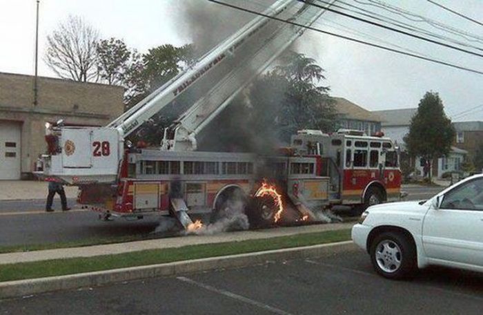 Bad Days Happen (18 pics)