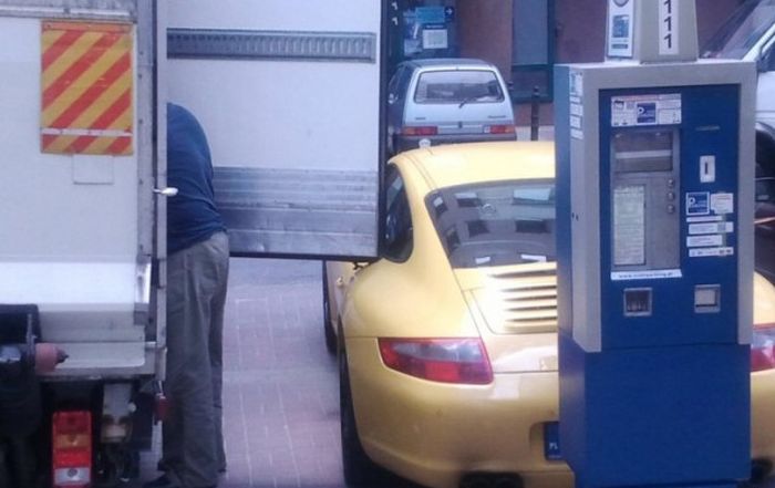 Bad Days Happen (18 pics)