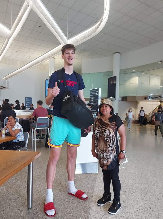 Giant Things (16 pics)