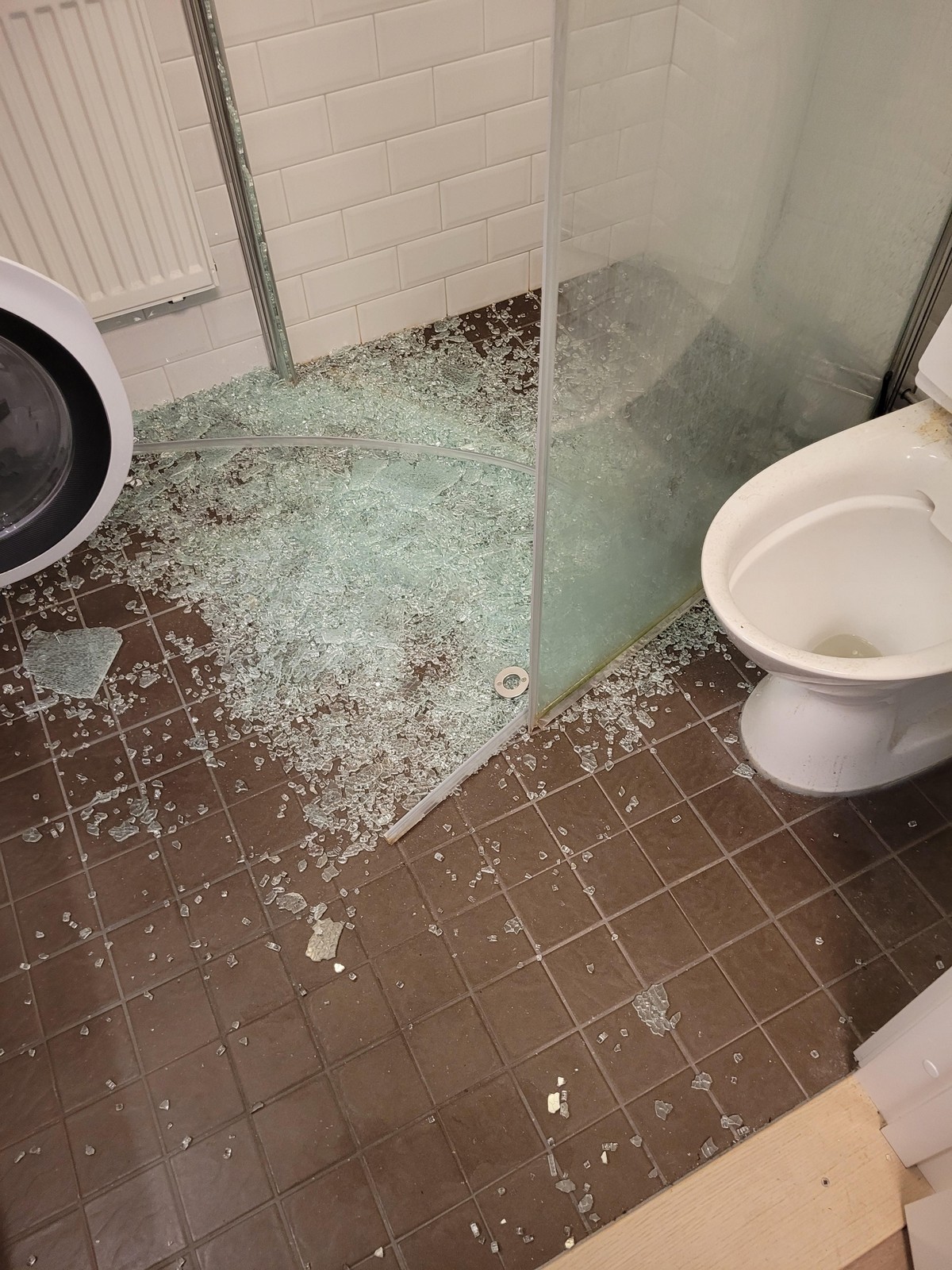 Bad Days Happen (24 pics)