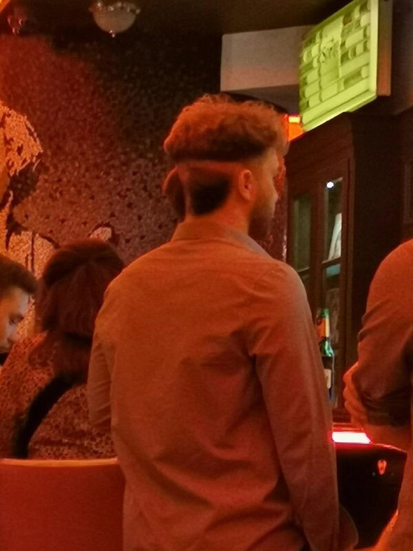 Awful Haircuts (21 pics)