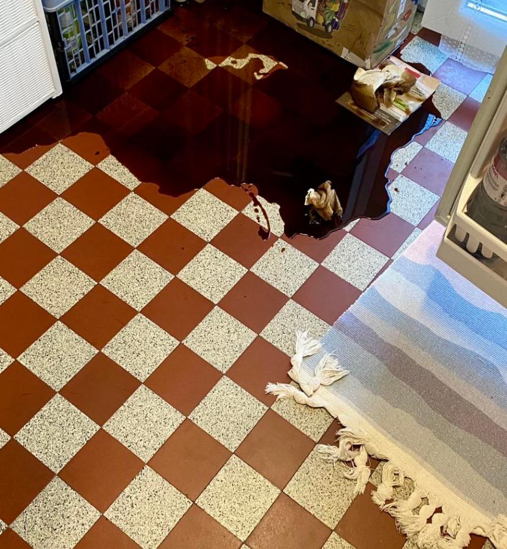 Bad Days Happen (23 pics)