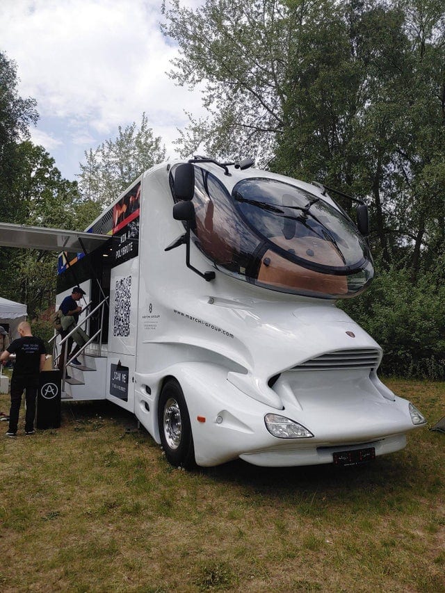 Crazy Cars (22 pics)