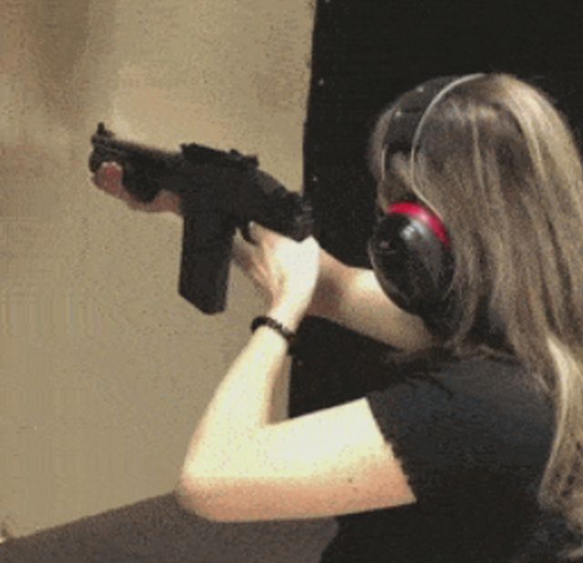 Acid GIFs, December 9 (25 gifs)
