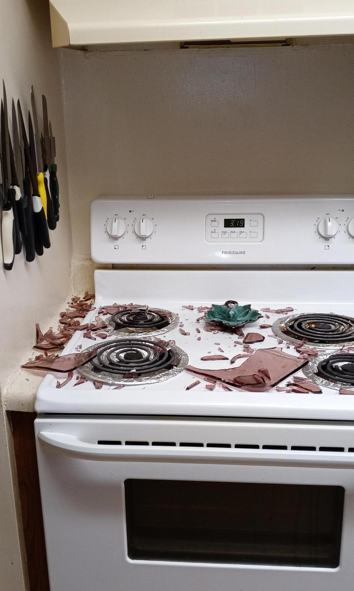 Bad Days Happen (24 pics)