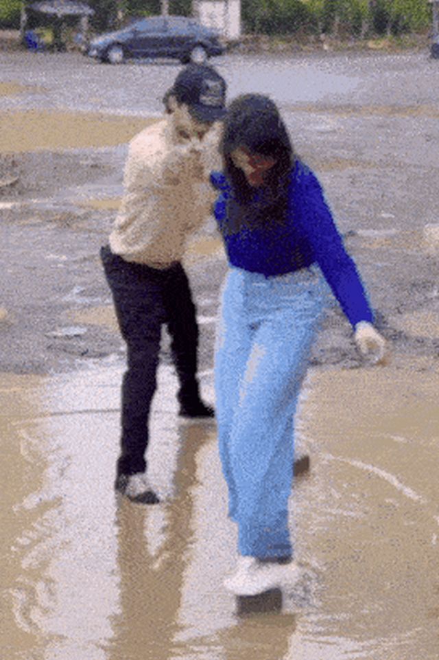 Acid GIFs, December 12 (25 gifs)