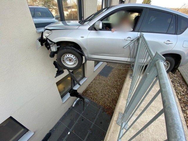 Terrible Drivers (16 pics)