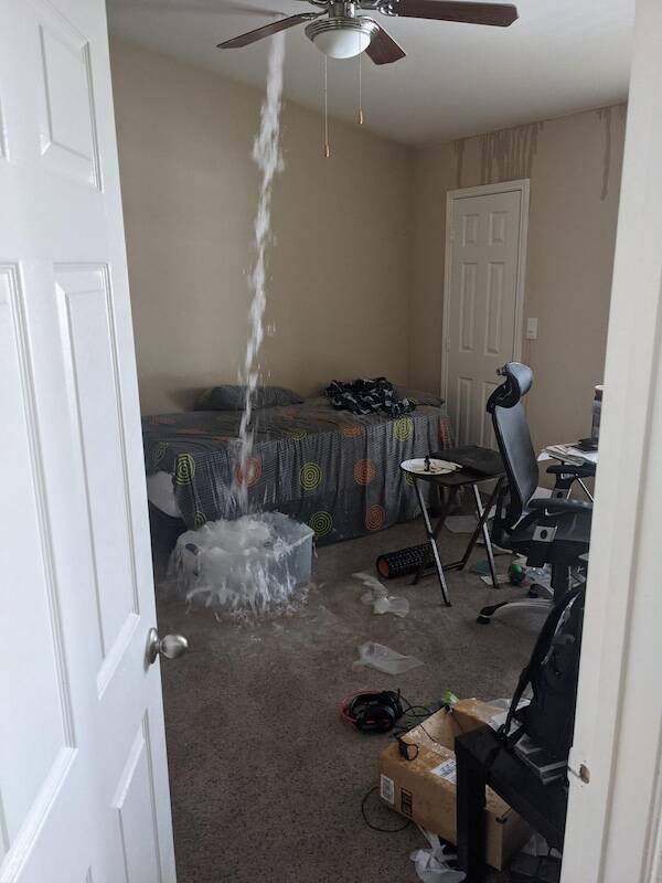 Bad Days Happen (20 pics)