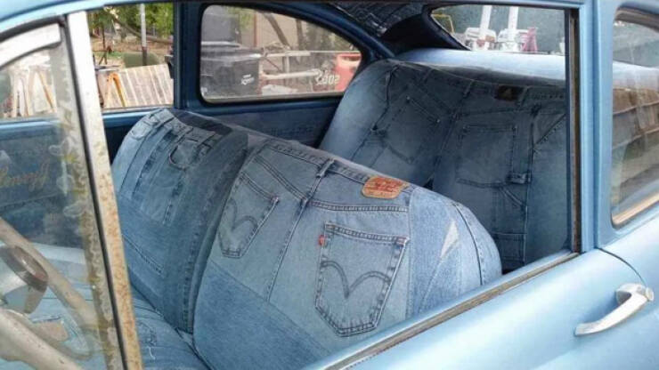What Is Going On Here? (22 pics)