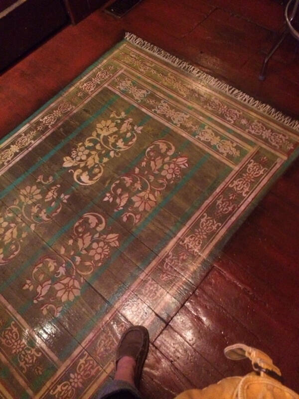 What Is Going On Here? (22 pics)