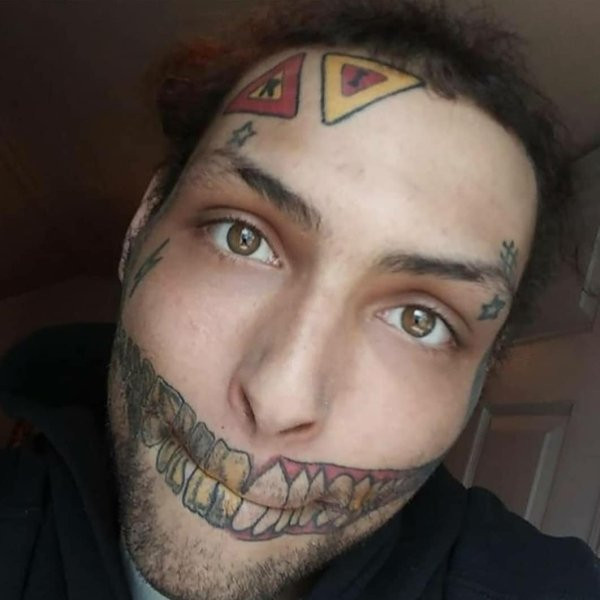 Failed Tattoos (18 pics)