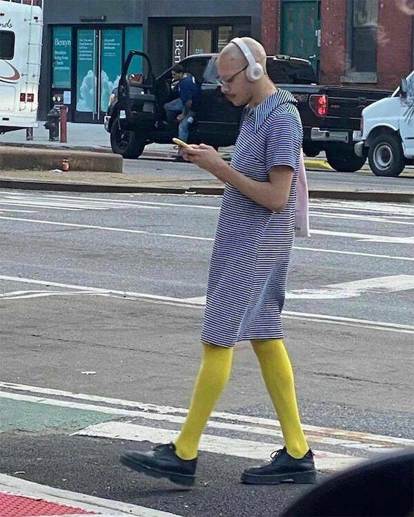 Strange Fashion (12 pics)