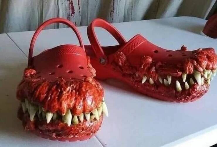 Strange Fashion (12 pics)