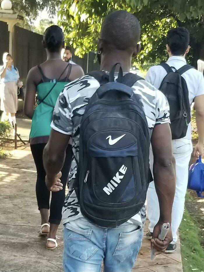 Fake Brands (21 pics)