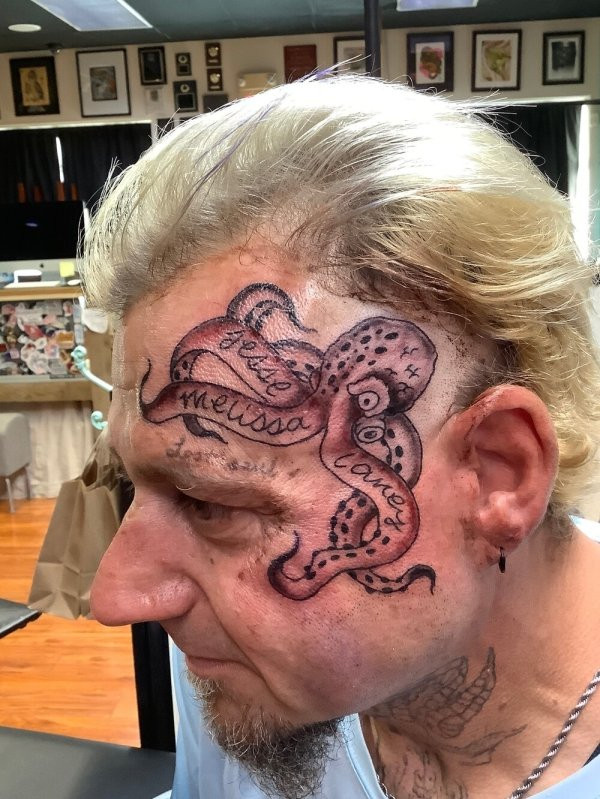 Awful Tattoos (17 pics)