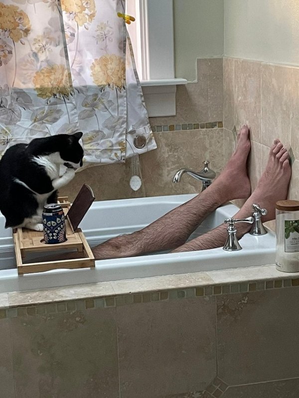 Problems Of Tall People (16 pics)