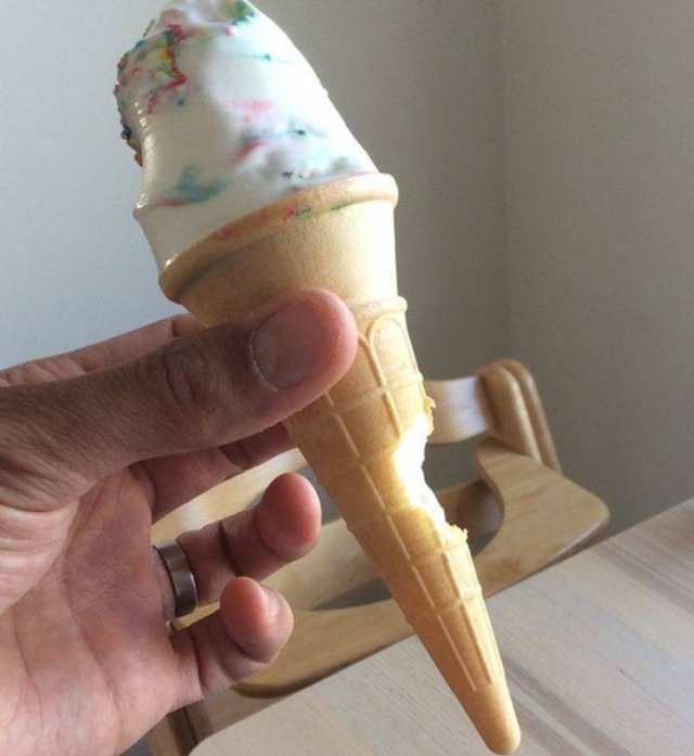 Annoying Finds And Situations (16 pics)