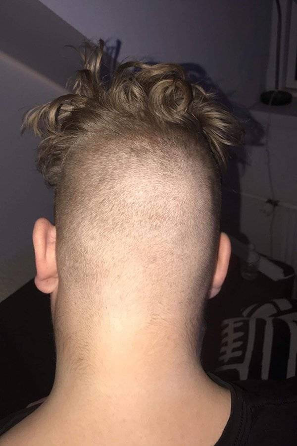 Awful Haircuts (22 pics)