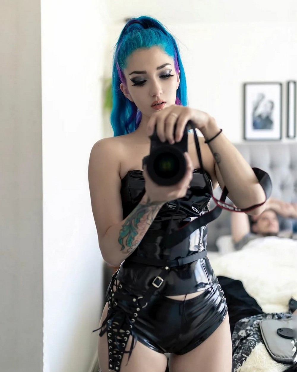 Girls In Latex (20 pics)